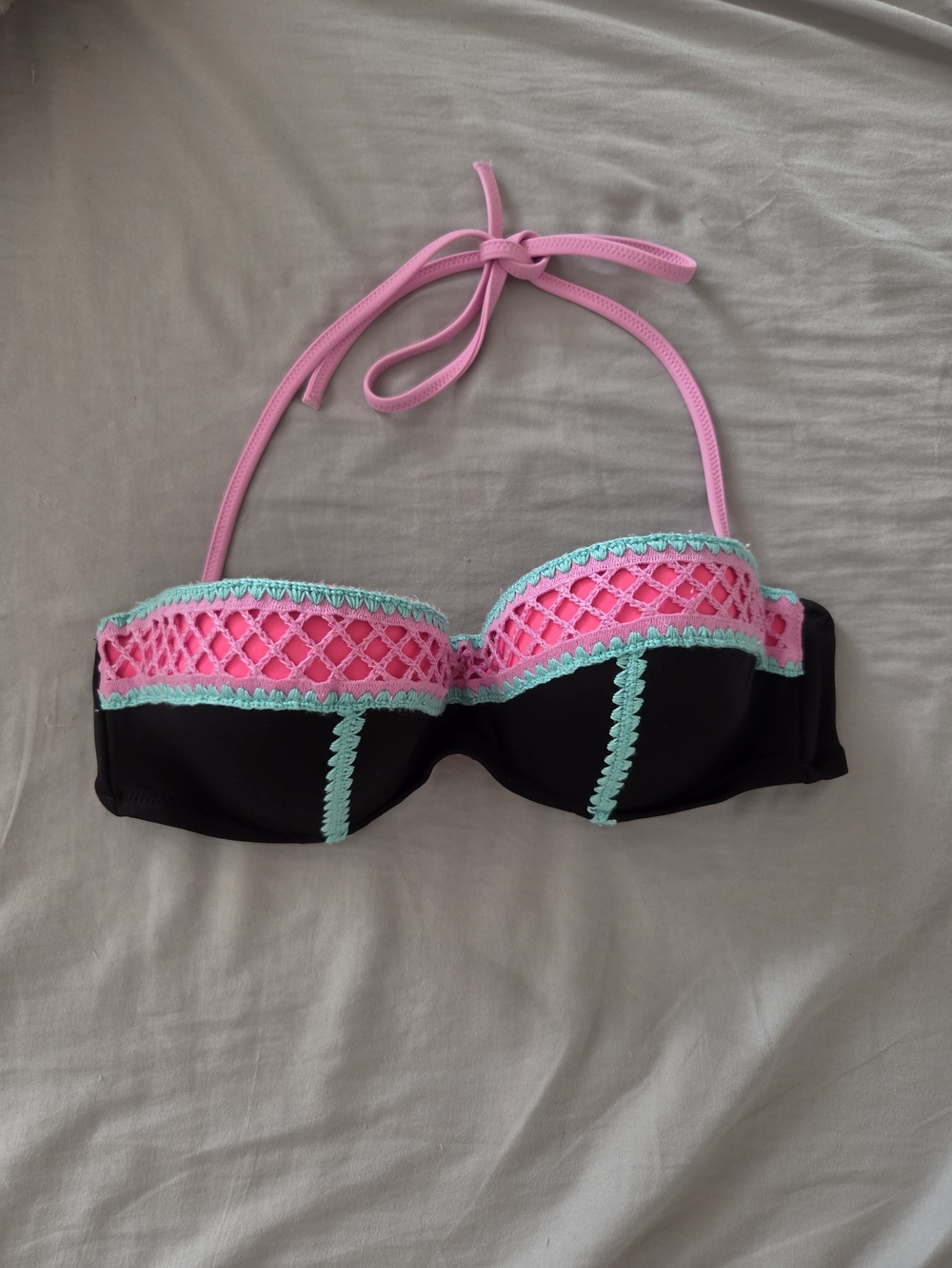 Shade & Shore Mint and Black Bikini Top